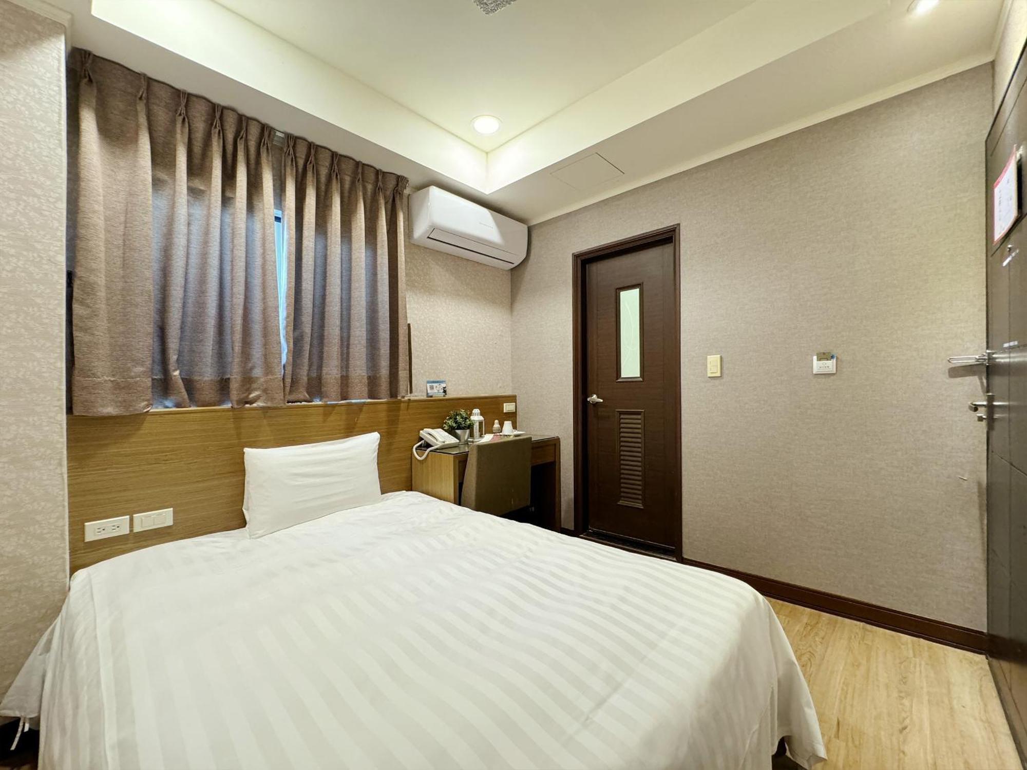 True Friend Hotel Hualien Zimmer foto